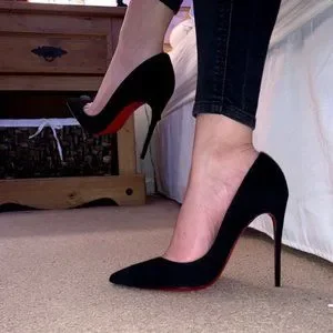 EU38 Christian Louboutin 黒 ヒール KATE 328A Kate - 100 mm Pumps - Patent calf leather - Black - Women